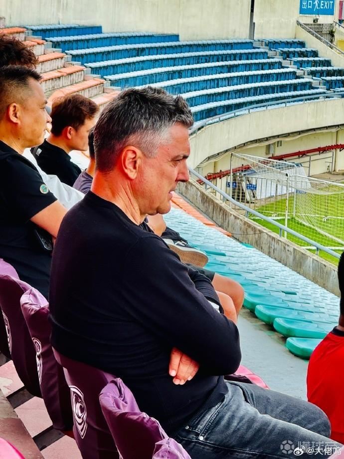 为考察谁而来？博主：安东尼奥观战中乙广州蒲公英vs深圳二零二八