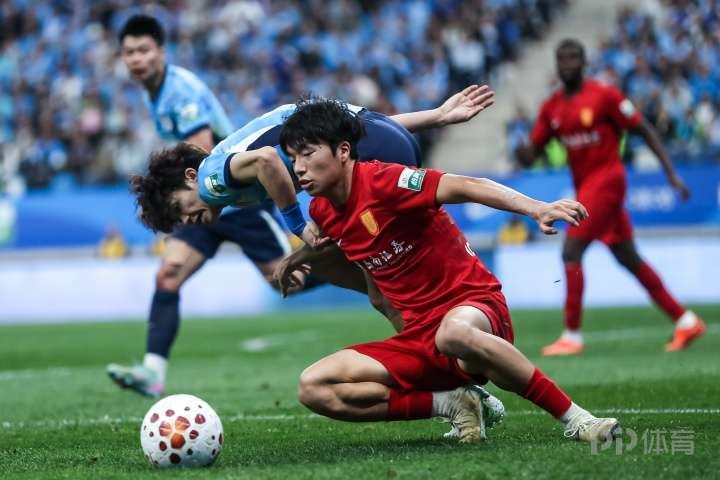 重庆铜梁龙官方：李镇全左腓骨下段骨折，恢复期预计2到3个月
