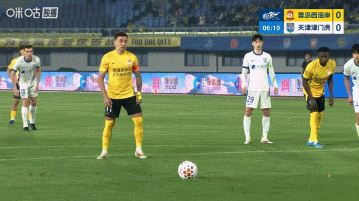 半场-西海岸暂1-1津门虎 黄嘉辉破门内尔松扳平