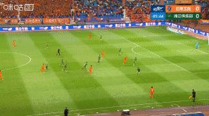 半场-玉昆暂1-0浙江 克莱伯破门米特里策失点